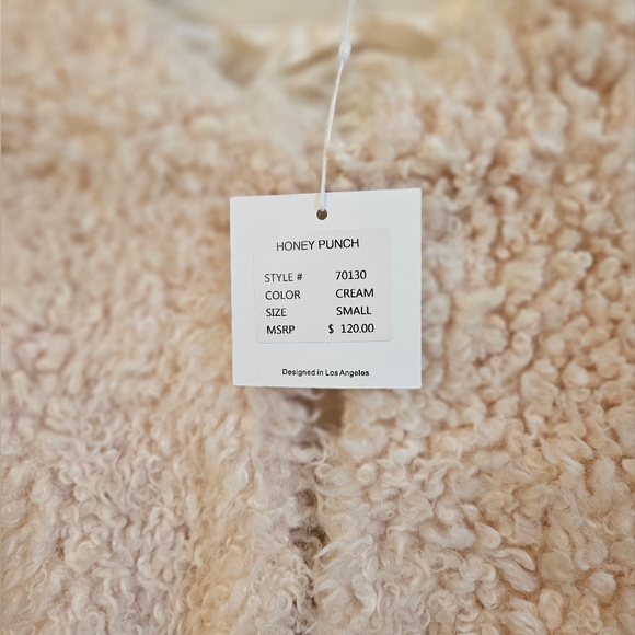 Honey Punch NWT faux fur jacket - Picture 2 of 7